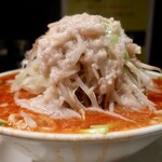 らーめん大 - 旨辛ニラ醤油ラーメン・２辛・ヤサイオオメニンニクヌキ（890円）
