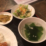 中華ダイニング 貫 - サラダ・スープ・搾菜付き。