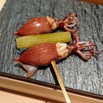 匠 進吾 - ホタルイカ串焼き