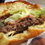 BELLOWS BURGER - テイクアウトの林檎ベーコン & チーズバーガー1520円
