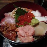 Genshisumiyaki Iroriya - 海鮮丼