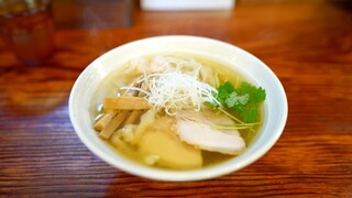 Junteuchi Men To Mirai - 海老わんたん入り塩ラーメン950円