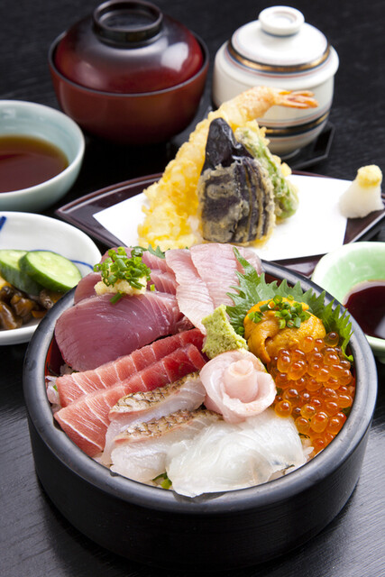 海鮮料理 竹ノ内 勝浦 魚介料理 海鮮料理 食べログ