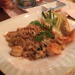 Sala Rim Naam - 料理写真: