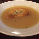 タベルナ ペコリーノ - 淡路産玉葱のスープ