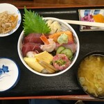 Uogashi Dainingu Ichimi - 海鮮丼