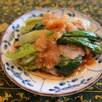 柚木元 - 鍋で食べ切れなかったロメインレタスと千代幻豚は新玉ねぎぽん酢で戴くとびっくりする美味しさ