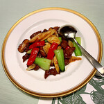 北京料理桂蘭 - 植物繊維たっぷりで食感の良いまこもたけと牛肉の相性が抜群でした‼️d(^_^o)