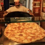 Focacceria la Brianza - すみません。当店は日本人が焼き上げます笑