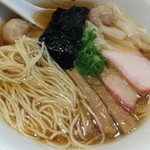 八雲 - 麺の感じ