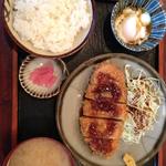 Makanaiya Kouchan - ランチ　650円　　とんかつ定食