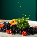 ~Kneaded with squid ink~ Spear squid and bottarga Organic lemon Aglio e peperoncino