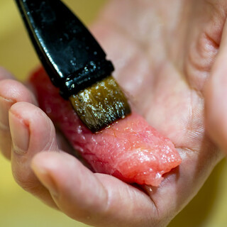 Careful preparation and delicate techniques create an elegant nigiri that is mesmerizing to the eye.