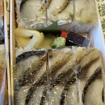 小西鮨 - 大きい鯖の炙り〆鯖♡
            美味しい理由しかない(〃'艸'〃)
