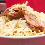 ラーメン二郎 - ラーメン小＋ニンニク多め
