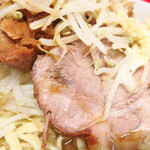 ラーメン二郎 - 豚＆野菜