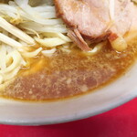 ラーメン二郎 - スープ