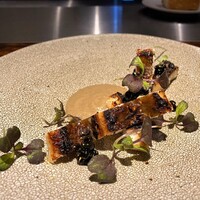 中土 - 広島草津港の養殖大アナゴに焦がしバターと牛蒡のソース 