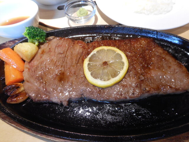 ステーキ くにお - 羽後牛島（ステーキ）の写真