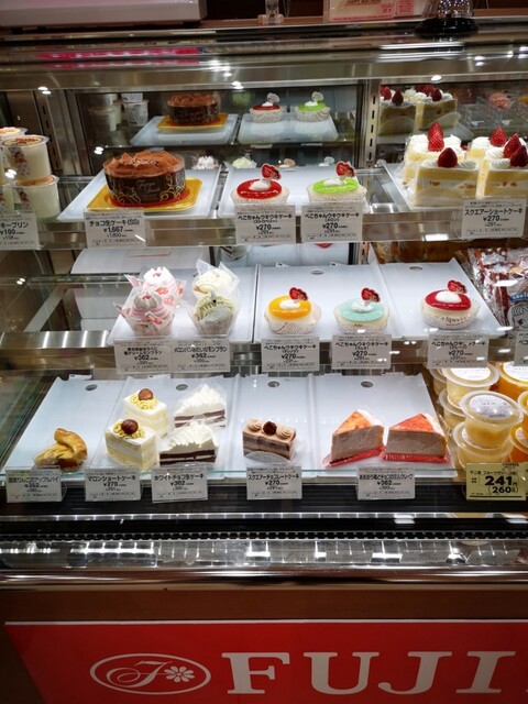 不二家 ヨークベニマル福島鎌田店（フジヤ） - 卸町（ケーキ）の写真