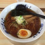 麺次郎 - 中華そば650円