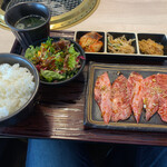 Yakiniku Yansando - 