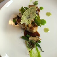 エヴォリュエ - 但馬あじ鶏のロースト