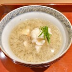 銀座 しのはら - 伊勢海老と蛤の潮仕立て 芽葱のせ