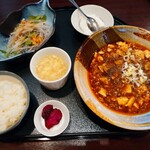 中国料理 秀 ～創作 - 麻婆豆腐ランチ(税込990円)