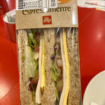 illy café - サンドイッチ130元