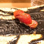 うを徳 - 塩釜本鮪の大トロのにぎり