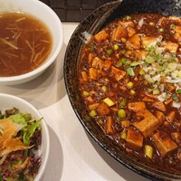 Szechwan Cuisine & Wine 四川料理 御馥 中之島ダイビル店 - 