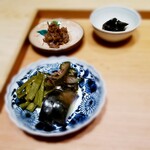 肉屋 田中 - 牛しぐれ、お新香、昆布