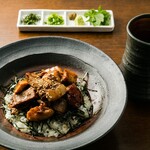 ヤッサイ モッサイ - 