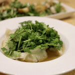 波へい - パクチー餃子