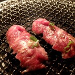 焼肉 源氏 - 焼き焼き