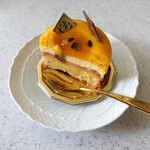 Rue Favart - 果実にラム酒のクリーム