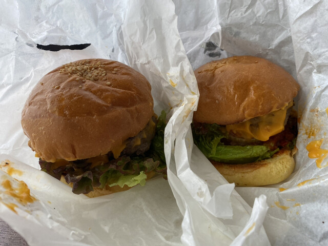 バーガーズ カフェ グリル フクヨシ 目黒店 Burguers Cafe Grill Fukuyoshi 武蔵小山 ハンバーガー 食べログ バーガーズ カフェ グリル フクヨシ 目黒店 Burguers Cafe Grill Fukuyoshi 武蔵小山 ハンバーガー 食べログ