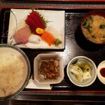 きしや - ランチ　お刺身定食1,000円！