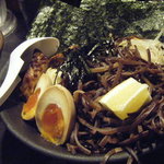 麺屋 白虎 - 豚骨醤油つけ麺全部のせ（950円）