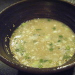 麺屋 白虎 - 豚骨醤油つけ麺のつけ汁。