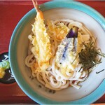 吉本製麺 嵐 - 冷やし天ぷらうどん半玉増量