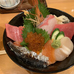 寿司　海老原 - ランチの海鮮丼