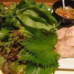 kitchen - ゆで豚肉のベトナムスタイル（ハーフサイズ）