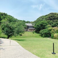 古我邸 - 綺麗にお手入れされた芝