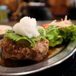 高屋敷肉店 - 和牛ハンバーグ定食