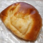 ブーランジェリーリリッカ - 自家製クリームパン
