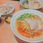 力餅 - 中華そばとお赤飯✨