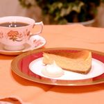 カフェクラブ ミル - ニューヨークチーズケーキ (ケーキセット)