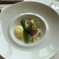 オーベルジュ・ド・リル ナゴヤ - 鴨胸肉のローストとアスパラガス